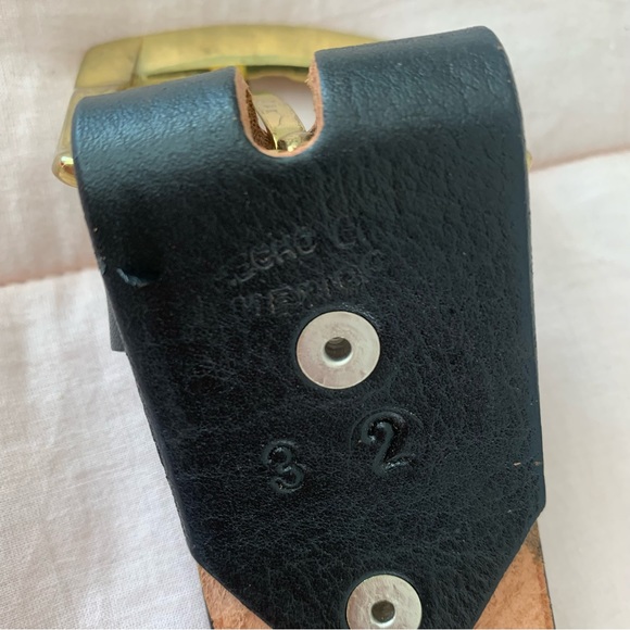 BUNKHOUSE Bling studded belt with black background accented with roses/leaves - Picture 11 of 13